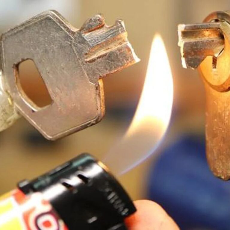 Cómo sacar una llave al revés: consejos y trucos eficaces